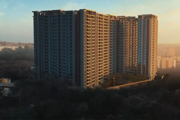 kohinoor_woodshire_mobile_2.webp